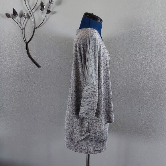 Joseph Ribkoff Layered V-Neck Tunic Top Sz 8 Silver Gray 3/4 Sleeve - Picture 4 of 10